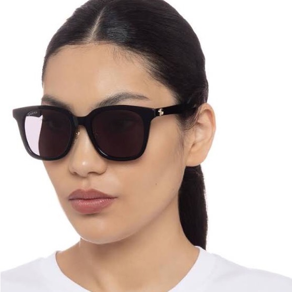 GUCCI SUNGLASSES LADIES. - Picture 2 of 6